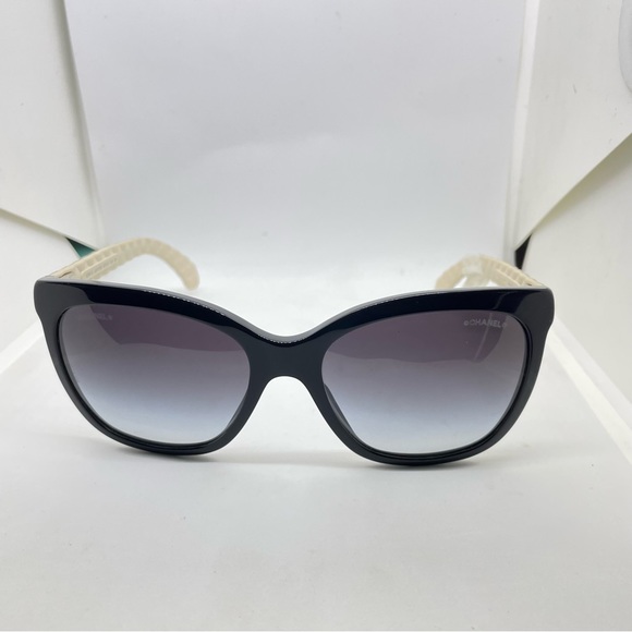 chanel 5288 q